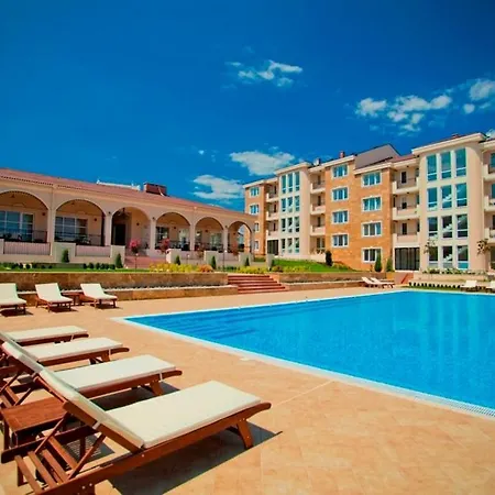 Apartman Luxury With Pool Access In Atia *