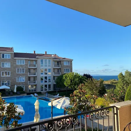 Luxury With Pool Access In Atia * Csernomorec