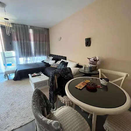 Luxury With Pool Access In Atia