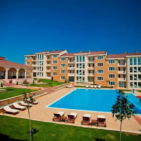 Luxury With Pool Access In Atia * Csernomorec